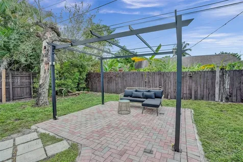 1605 NW 7th Terrace Fort Lauderdale FL 33311