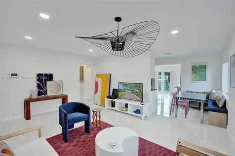 1605 NW 7th Terrace Fort Lauderdale FL 33311