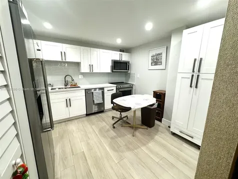 6911 SW 147th Avenue Miami FL 33193