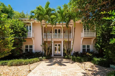 5776 SW 77th Terrace South Miami FL 33143