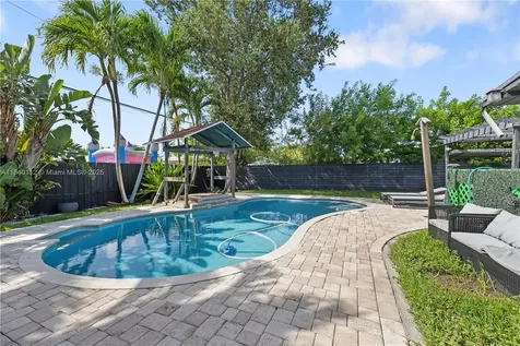 19540 Christmas Road Cutler Bay FL 33157