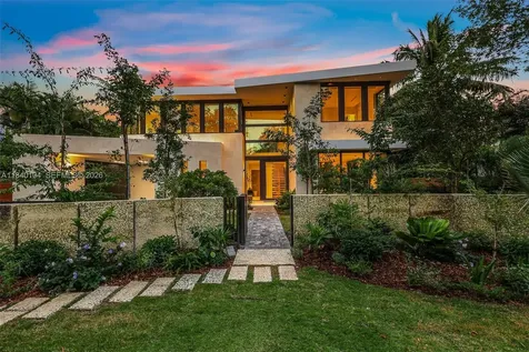 3860 Little Avenue Miami FL 33133