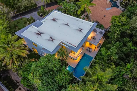3860 Little Avenue Miami FL 33133