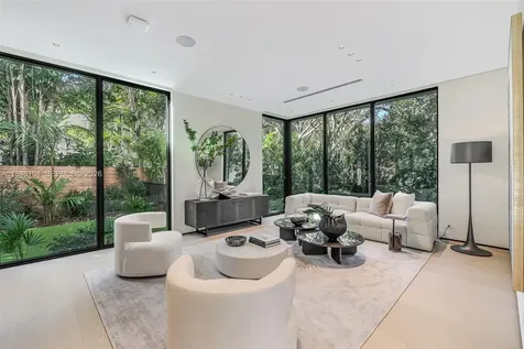 3860 Little Avenue Miami FL 33133