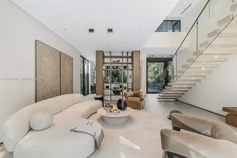 3860 Little Avenue Miami FL 33133