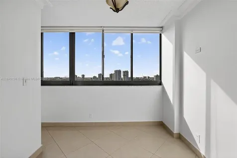 20185 E Country Club Drive Aventura FL 33180