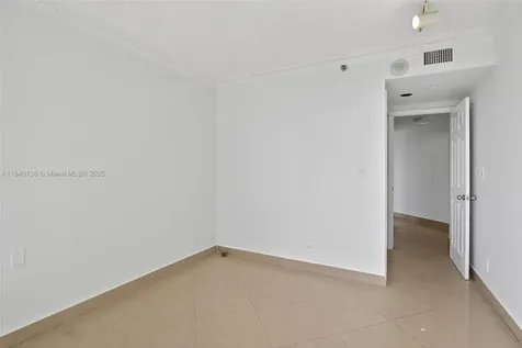 20185 E Country Club Drive Aventura FL 33180