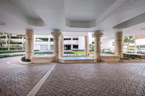 20185 E Country Club Drive Aventura FL 33180