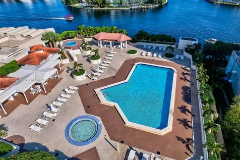 20185 E Country Club Drive Aventura FL 33180