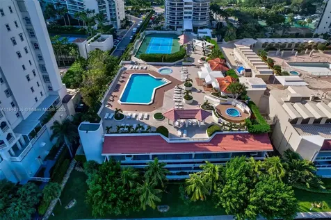 20185 E Country Club Drive Aventura FL 33180