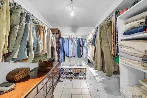 507 NW 42nd Street Miami FL 33127