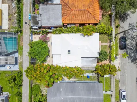 507 NW 42nd Street Miami FL 33127