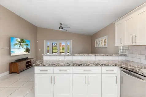 1710 SW 100th Terrace Davie FL 33324