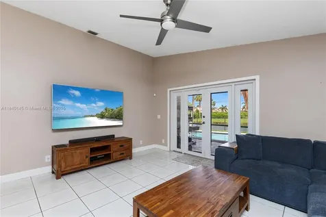 1710 SW 100th Terrace Davie FL 33324