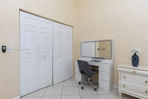 1710 SW 100th Terrace Davie FL 33324