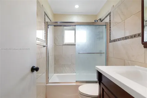 1710 SW 100th Terrace Davie FL 33324