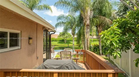 1710 SW 100th Terrace Davie FL 33324