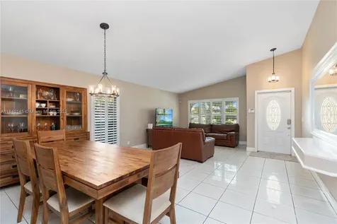 1710 SW 100th Terrace Davie FL 33324