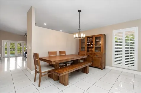 1710 SW 100th Terrace Davie FL 33324