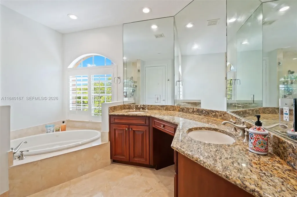 400 NE 69th Circle Boca Raton FL 33487