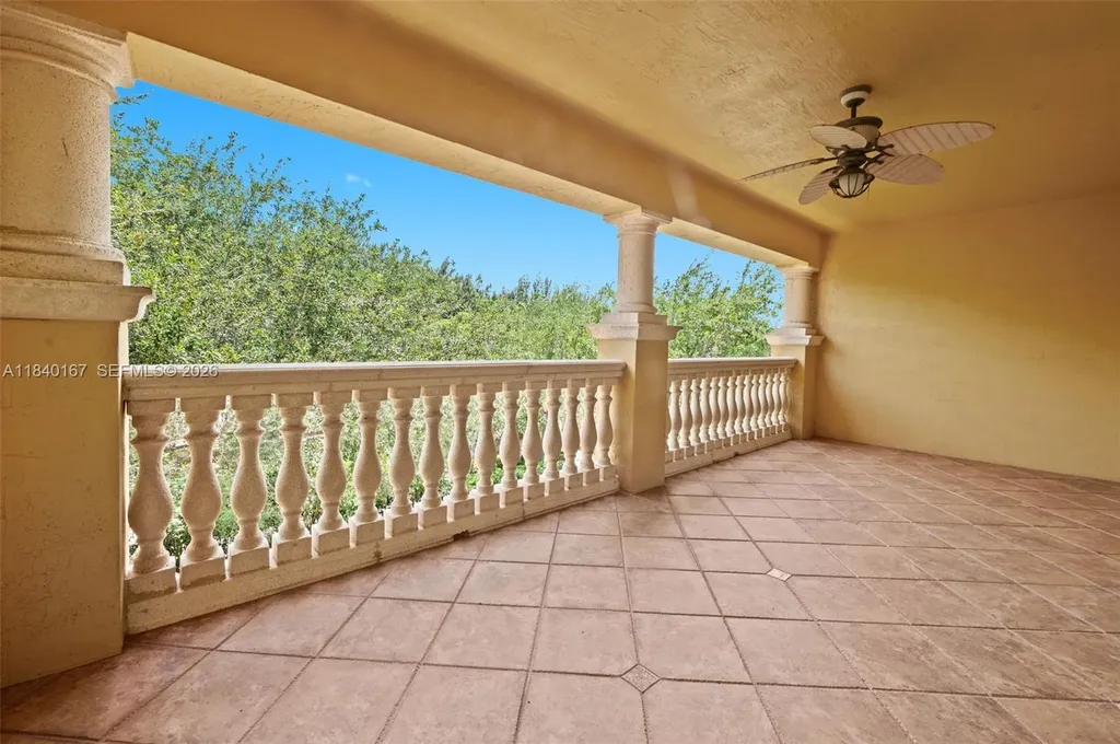 400 NE 69th Circle Boca Raton FL 33487