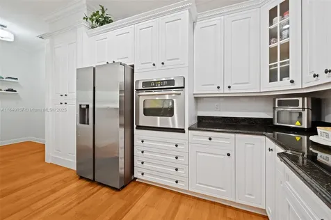 400 NE 69th Circle Boca Raton FL 33487