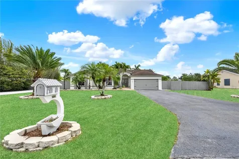 1641 NW 15th Avenue Homestead FL 33030