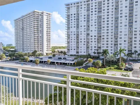 400 Kings Point Drive Sunny Isles Beach FL 33160