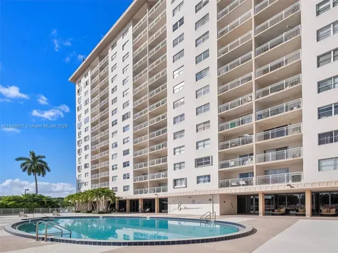 400 Kings Point Drive Sunny Isles Beach FL 33160