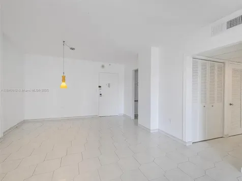 400 Kings Point Drive Sunny Isles Beach FL 33160