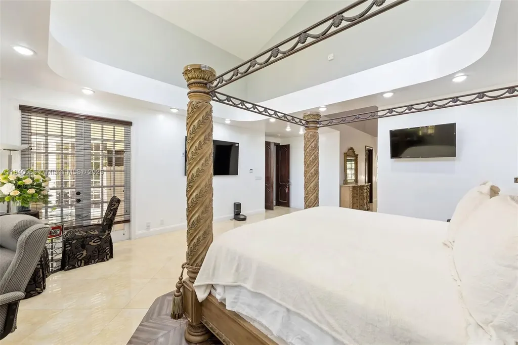 1860 Merion Lane Coral Springs FL 33071