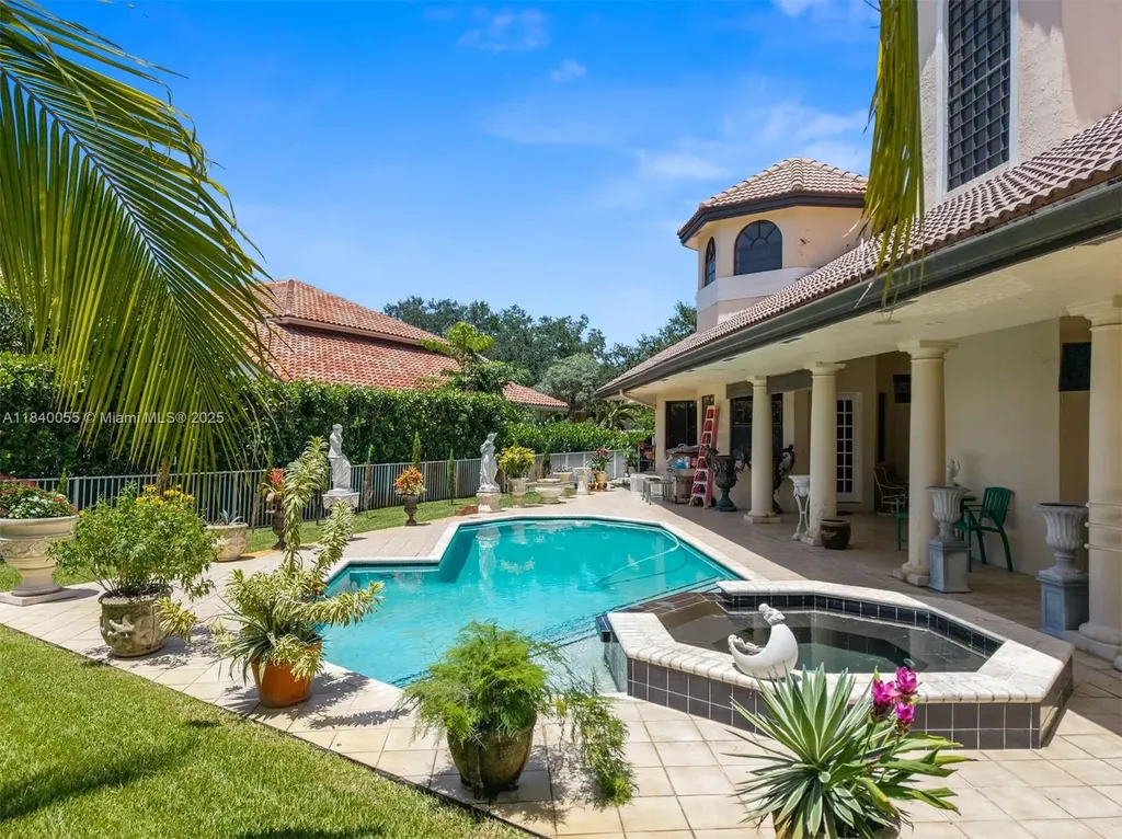 1860 Merion Lane Coral Springs FL 33071