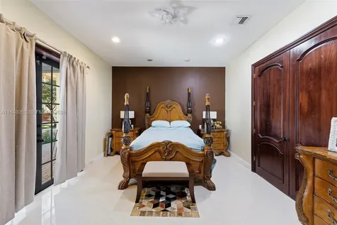 1860 Merion Lane Coral Springs FL 33071