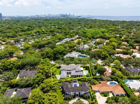 6400 San Vicente Street Coral Gables FL 33146