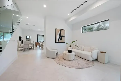 2937 SW 21st Street Miami FL 33145