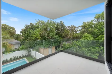 2937 SW 21st Street Miami FL 33145