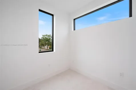 2937 SW 21st Street Miami FL 33145