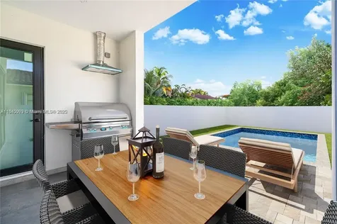 2937 SW 21st Street Miami FL 33145