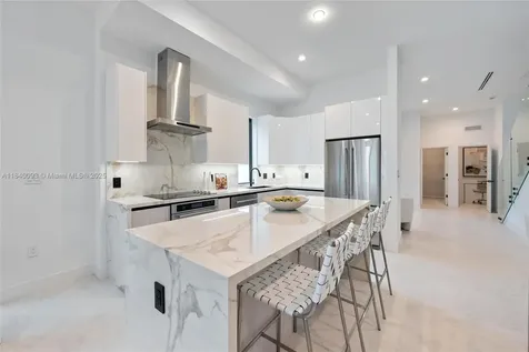2937 SW 21st Street Miami FL 33145