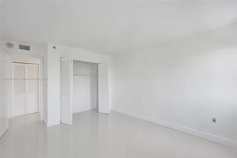 1201 S Ocean Drive Hollywood FL 33019