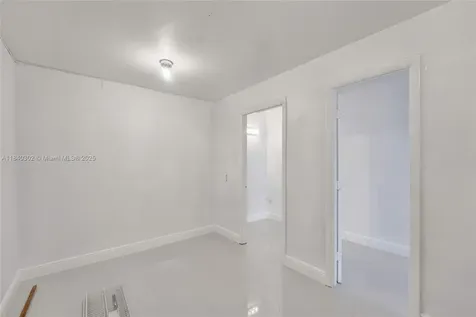 1201 S Ocean Drive Hollywood FL 33019
