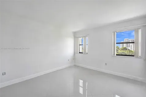 1201 S Ocean Drive Hollywood FL 33019