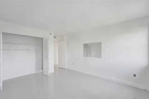 1201 S Ocean Drive Hollywood FL 33019