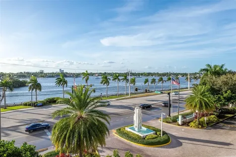 1201 S Ocean Drive Hollywood FL 33019