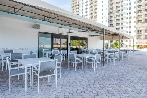 1201 S Ocean Drive Hollywood FL 33019