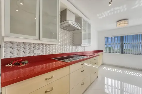 1201 S Ocean Drive Hollywood FL 33019