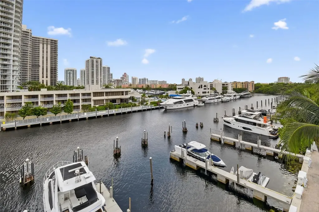 19925 NE 39th Place Boat Slip #16 Aventura FL 33180