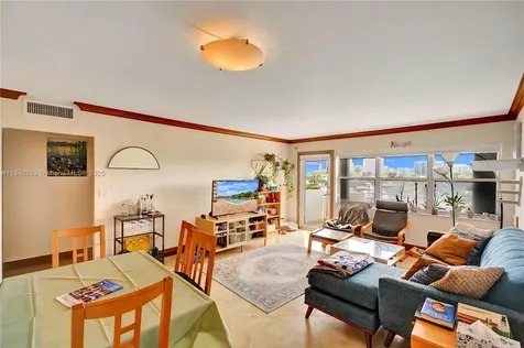 401 Golden Isles Drive Hallandale Beach FL 33009