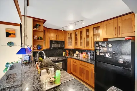 401 Golden Isles Drive Hallandale Beach FL 33009