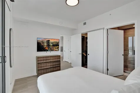 580 72nd Street Miami Beach FL 33141